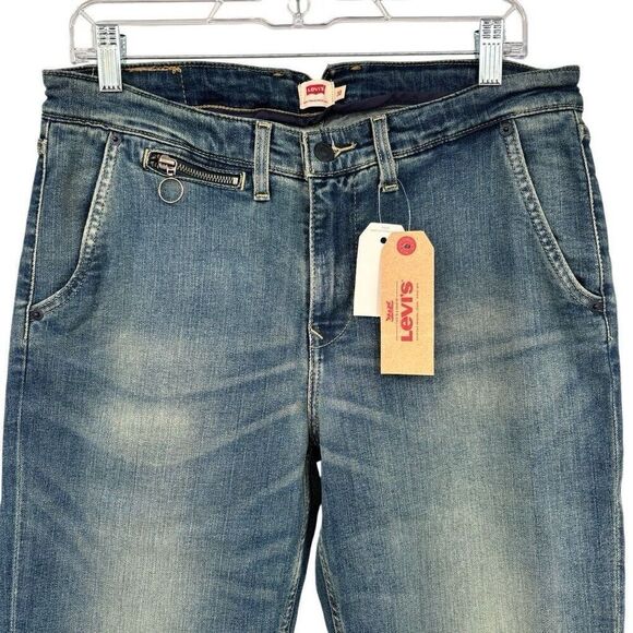 Levi’s Sunburn Boyfriend Zip Watch Pocket Straight Leg Jeans Size 30 NWT - Picture 3 of 5